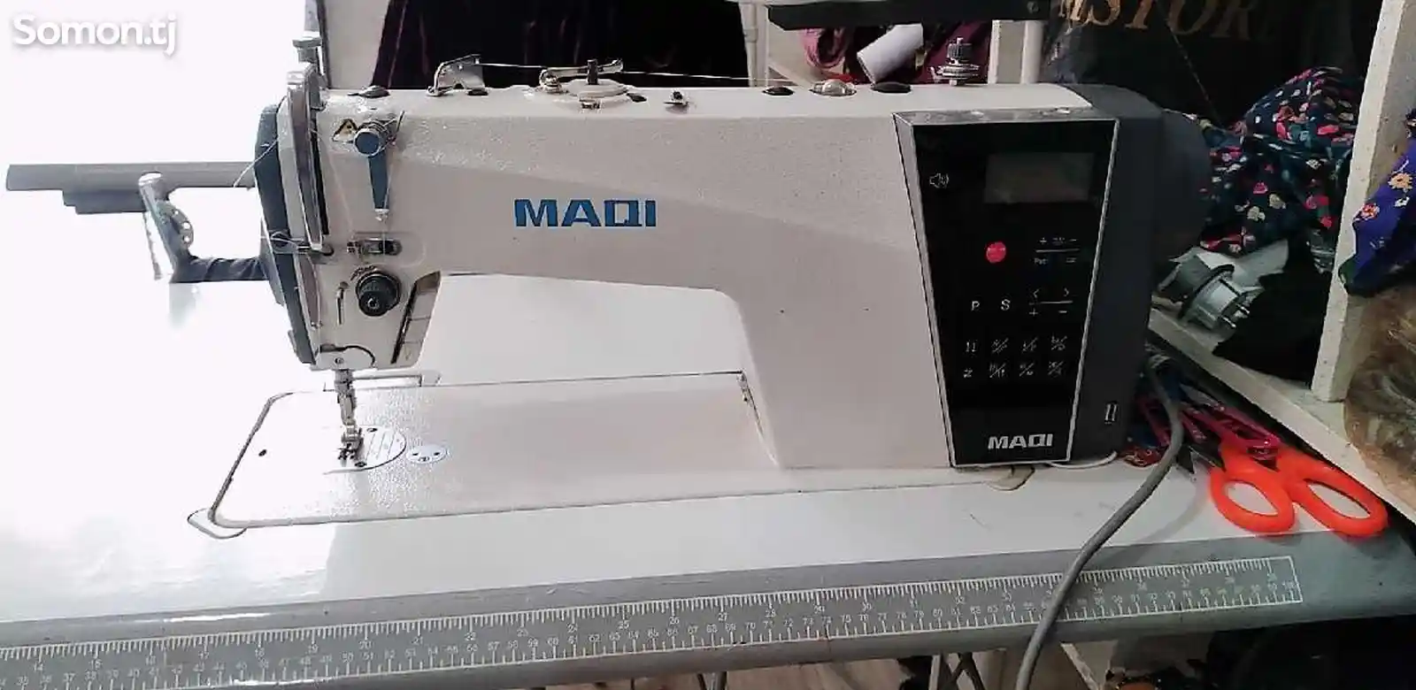 Швейная машина Magi-2