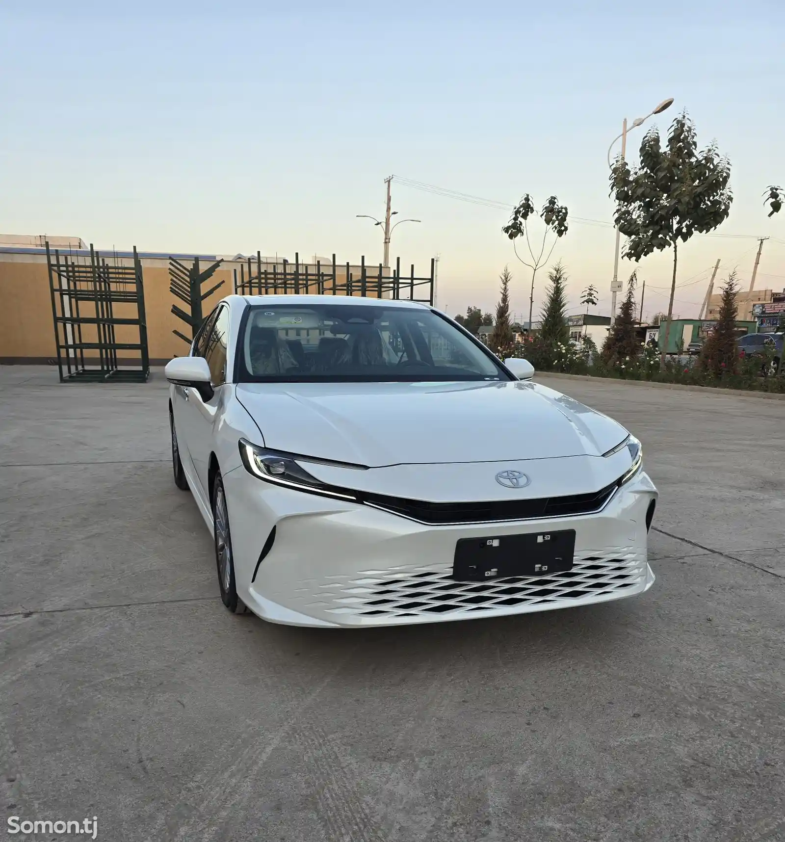 Toyota Camry, 2024-1