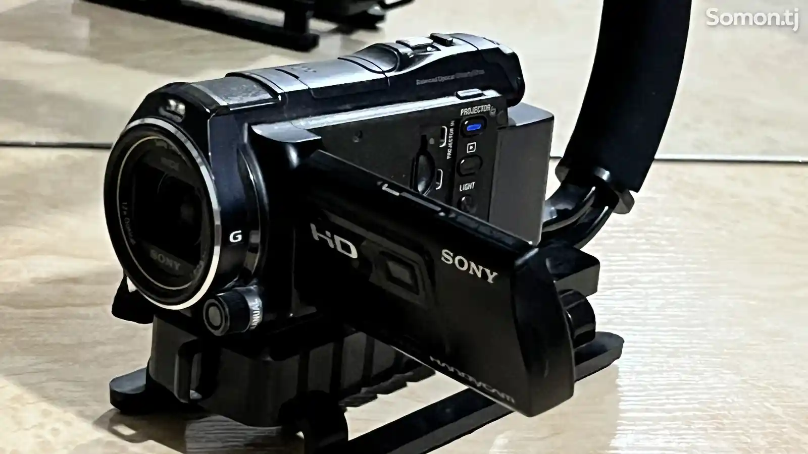 Видеокамера Sony pj810-1