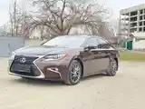 Lexus ES series, 2017-2