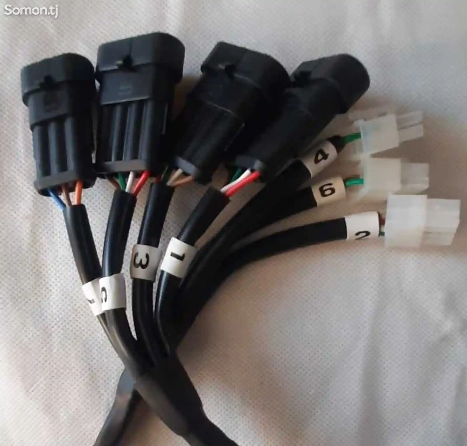Универсальный кабель Euro-4-2