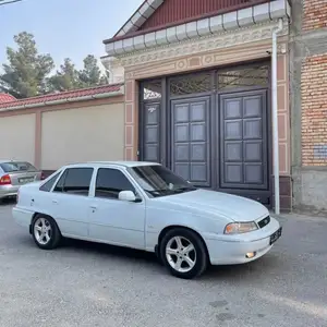 Задний амортизатор Daewoo Nexia