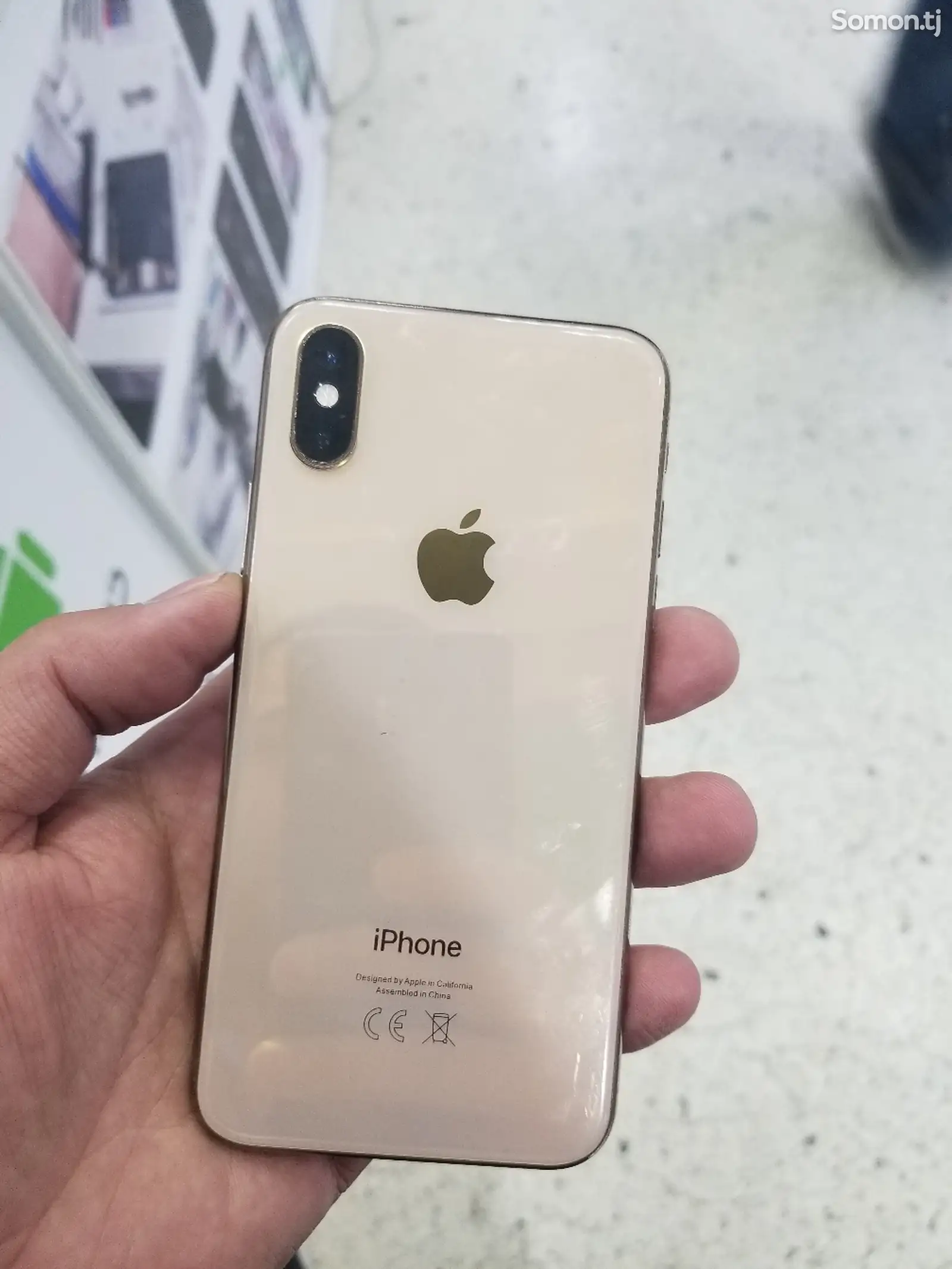 Apple iPhone Xs, 256 gb, Gold-1