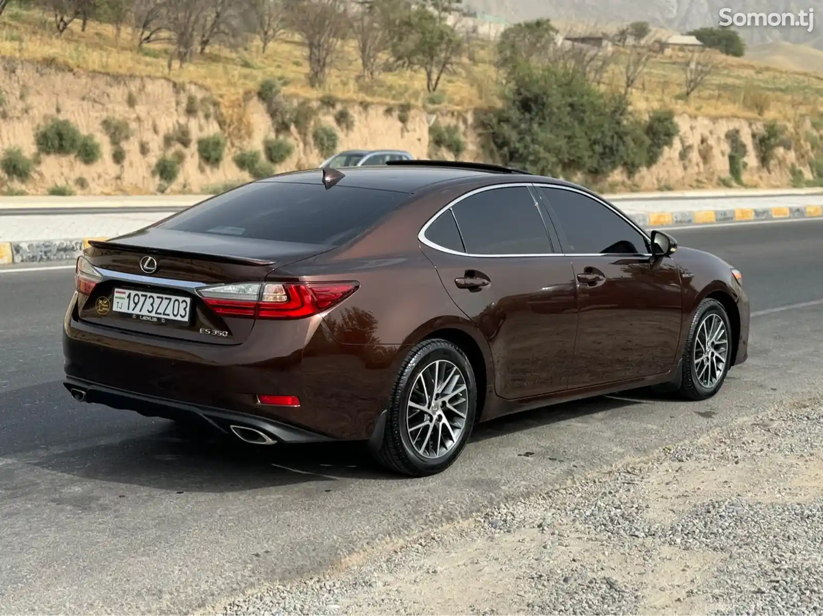 Lexus ES series, 2016-5