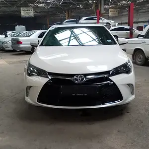 Toyota Camry, 2015