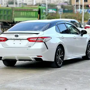 Toyota Camry, 2019