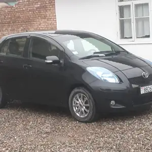 Toyota Vitz, 2008