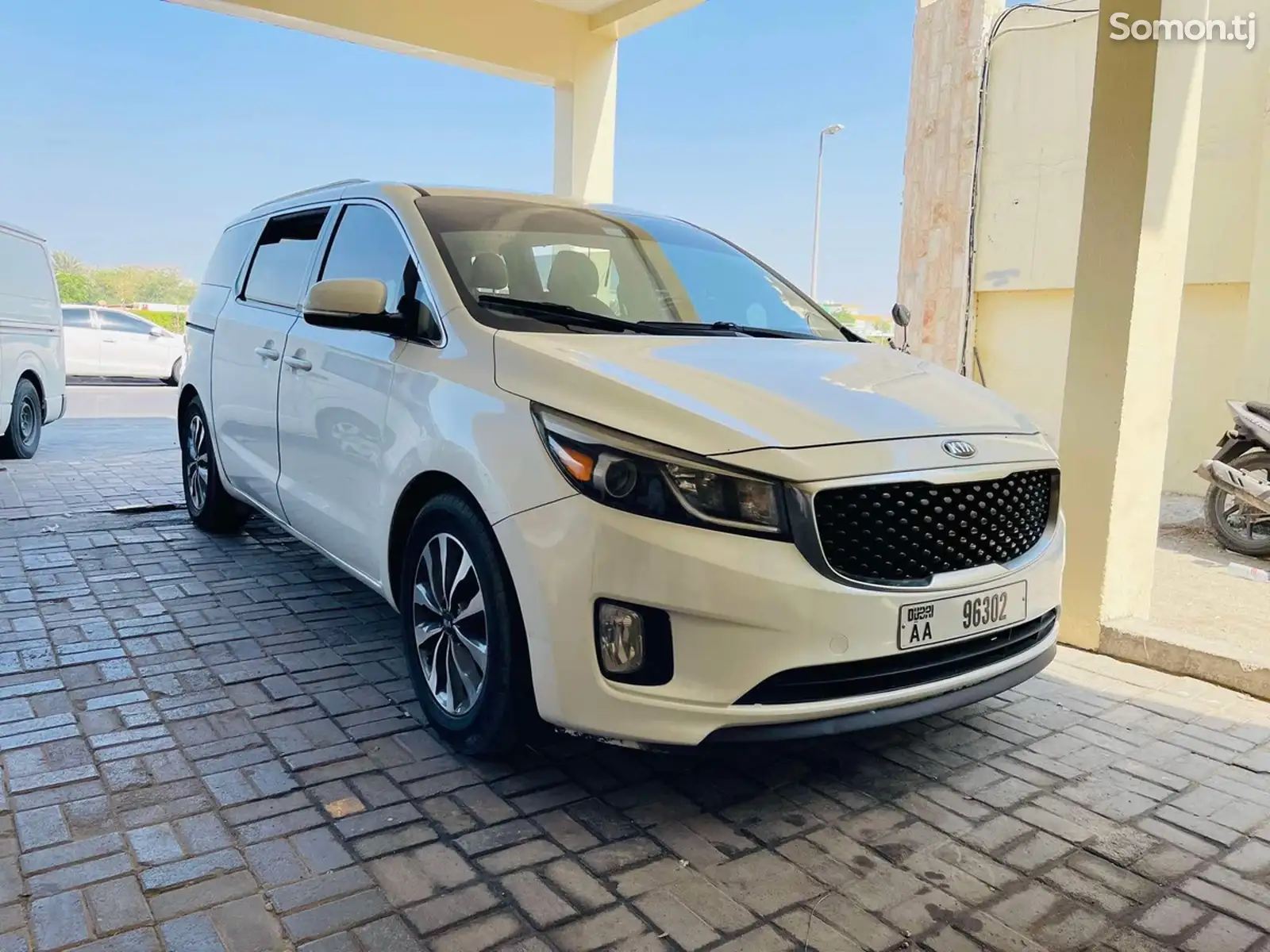 Kia Sedona, 2015-1