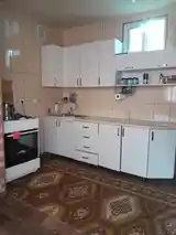 4-комн. квартира, 4 этаж, 90 м², 92 мкр пушти Суман кафе-8