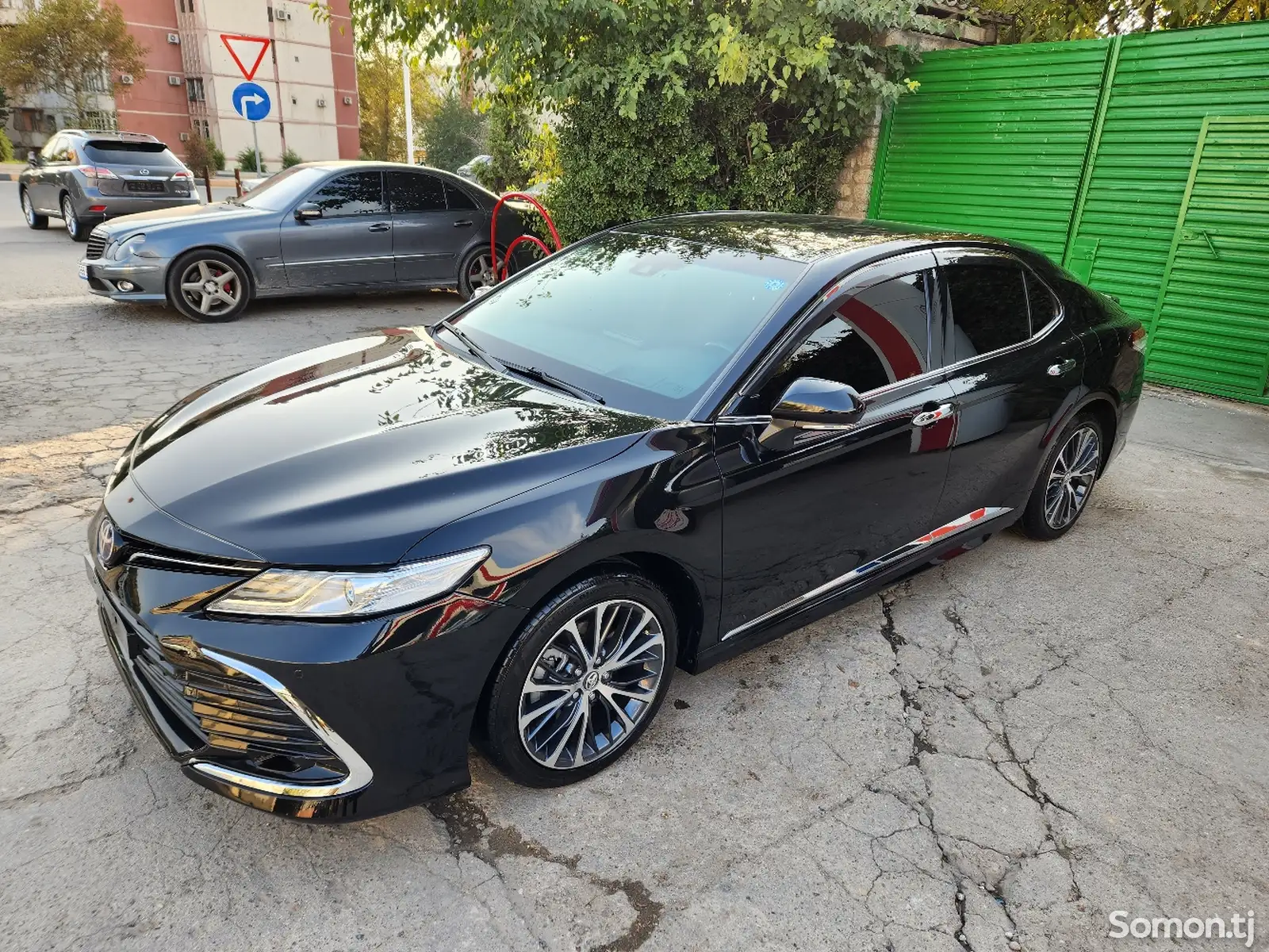 Toyota Camry, 2019-5