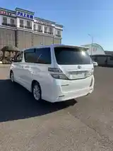 Toyota Vellfire, 2014-3