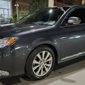 Toyota Avalon, 2011