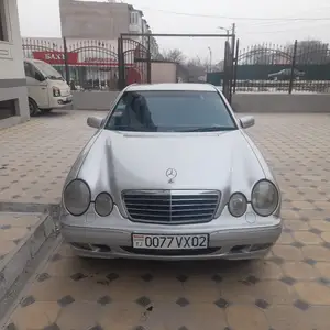 Mercedes-Benz E class, 2001