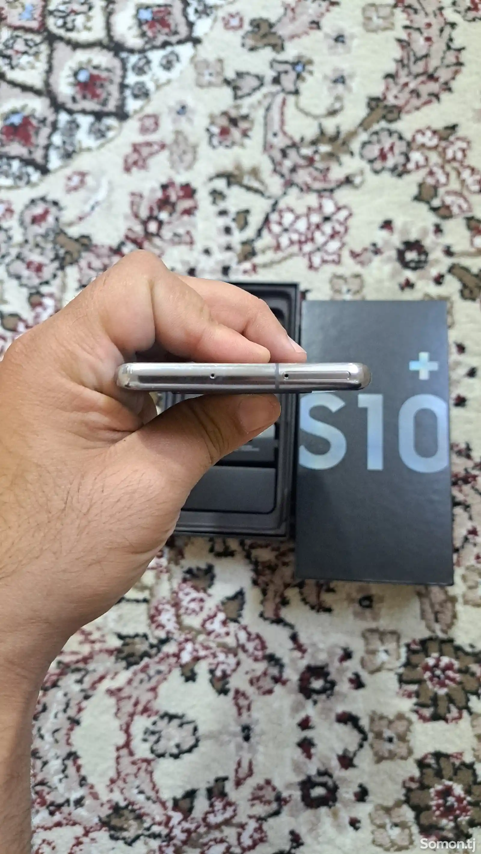 Samsung Galaxy S10+-4