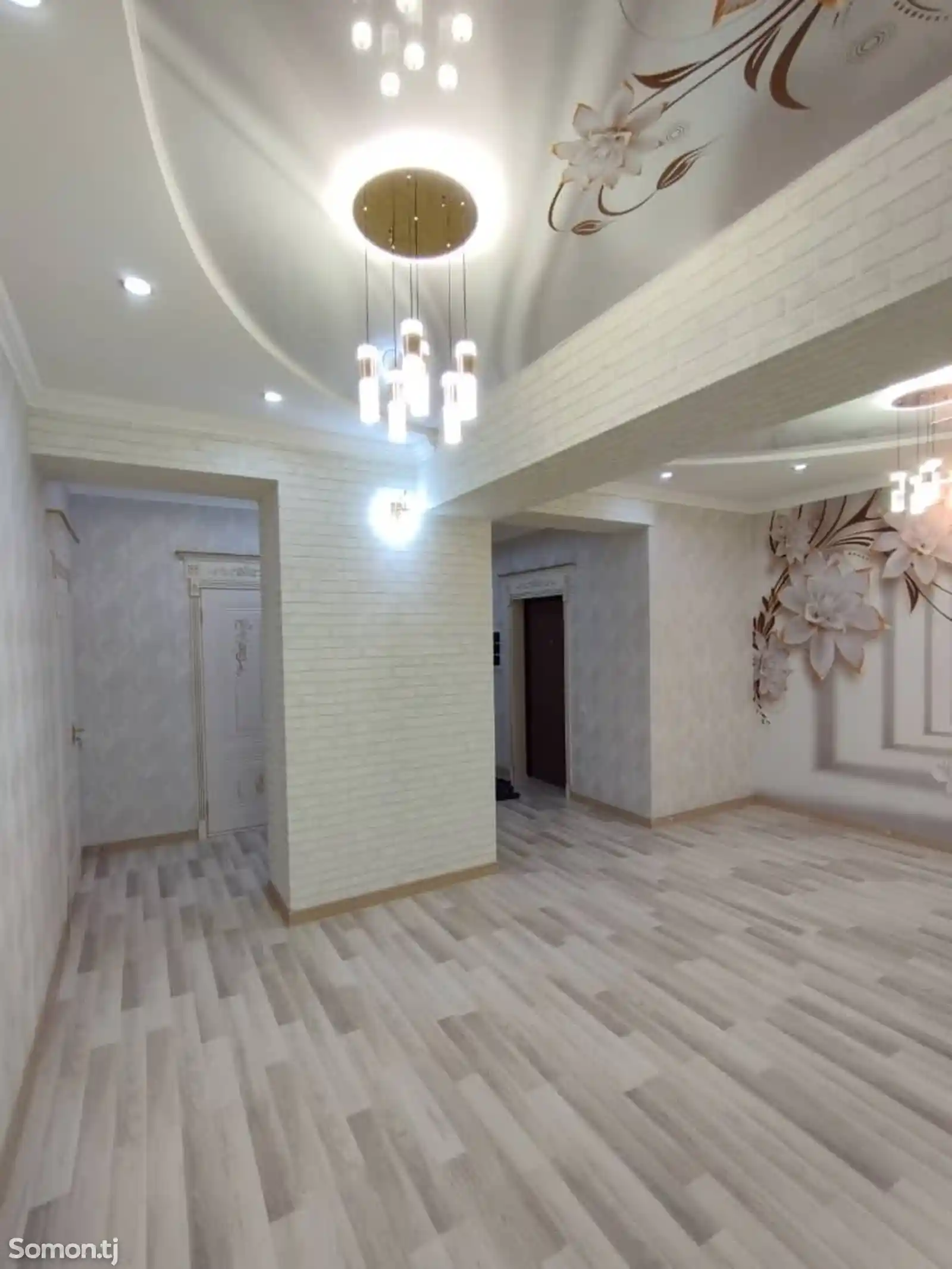 3-комн. квартира, 9 этаж, 118 м², Дом печати-14