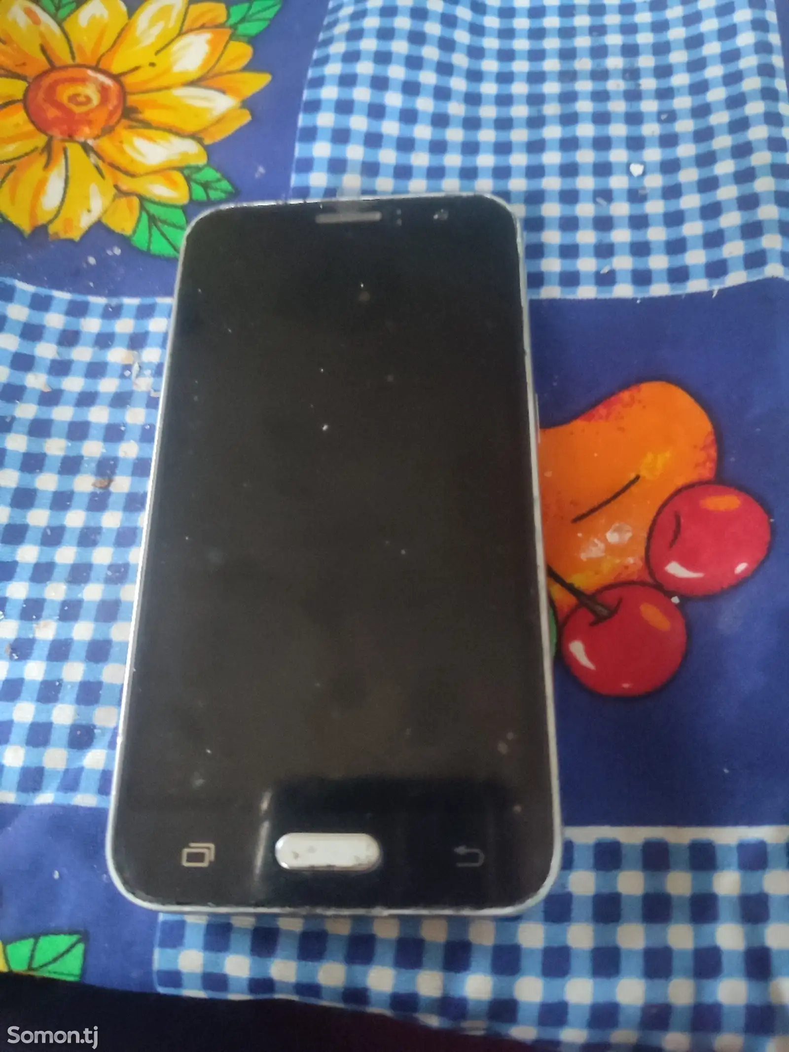 Samsung Galaxy J1-1