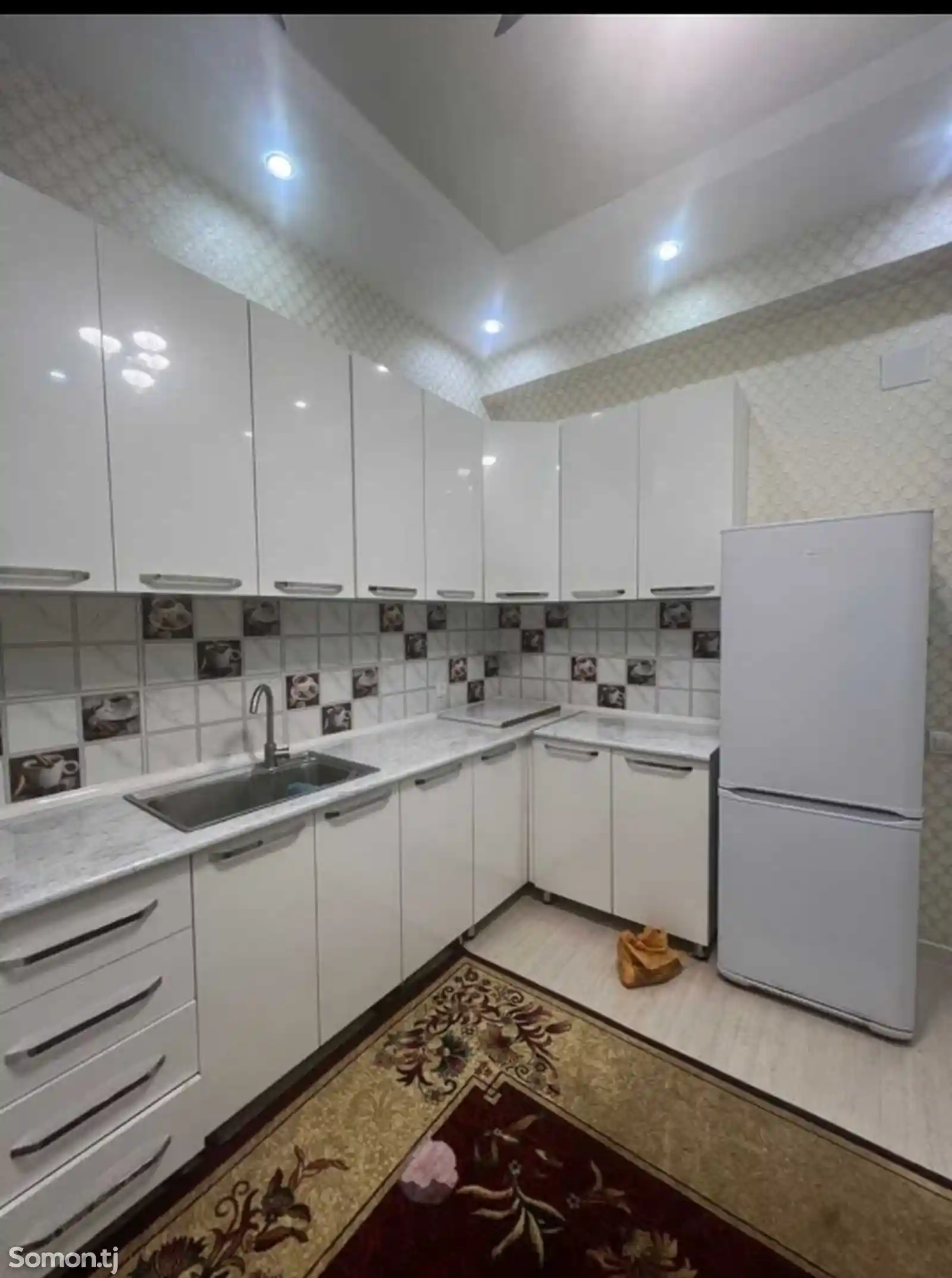 2-комн. квартира, 4 этаж, 81м², Сино-11