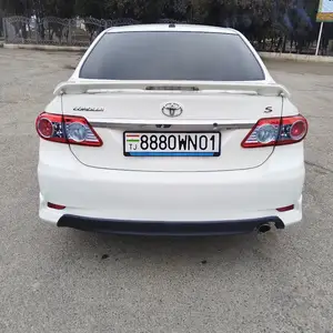 Toyota Corolla, 2012