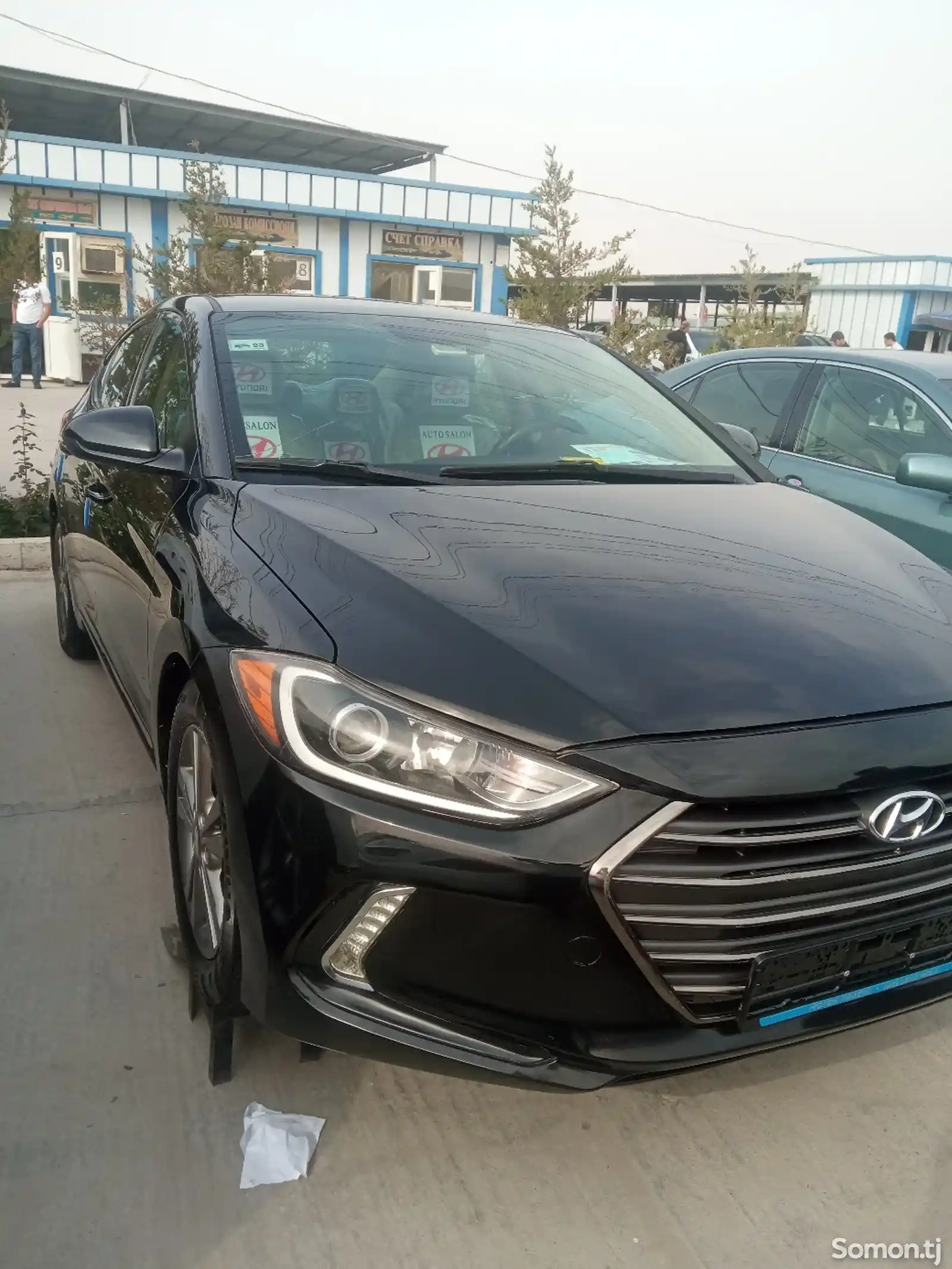 Hyundai Elantra, 2017-1