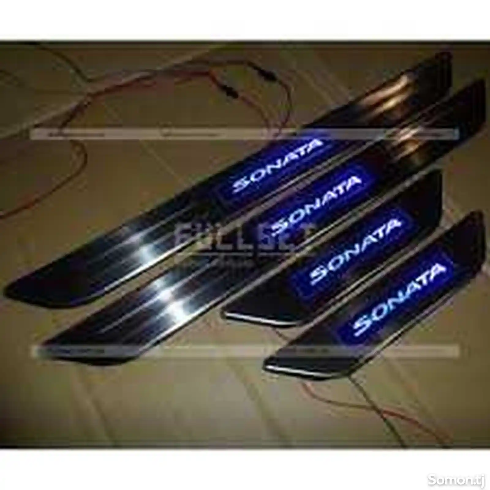 Порог на Hyundai Sonata 11/15