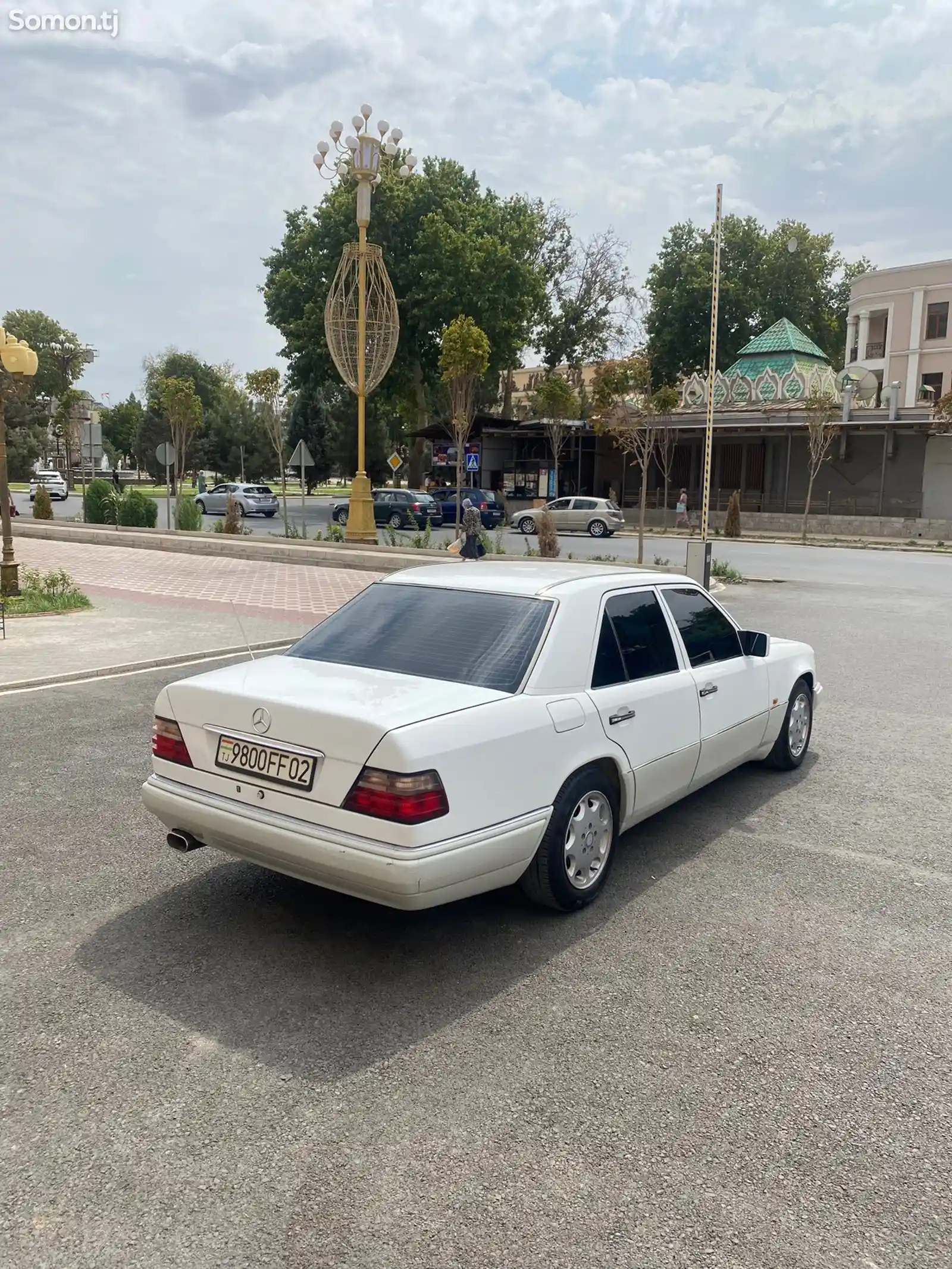 Mercedes-Benz W124, 1995-11