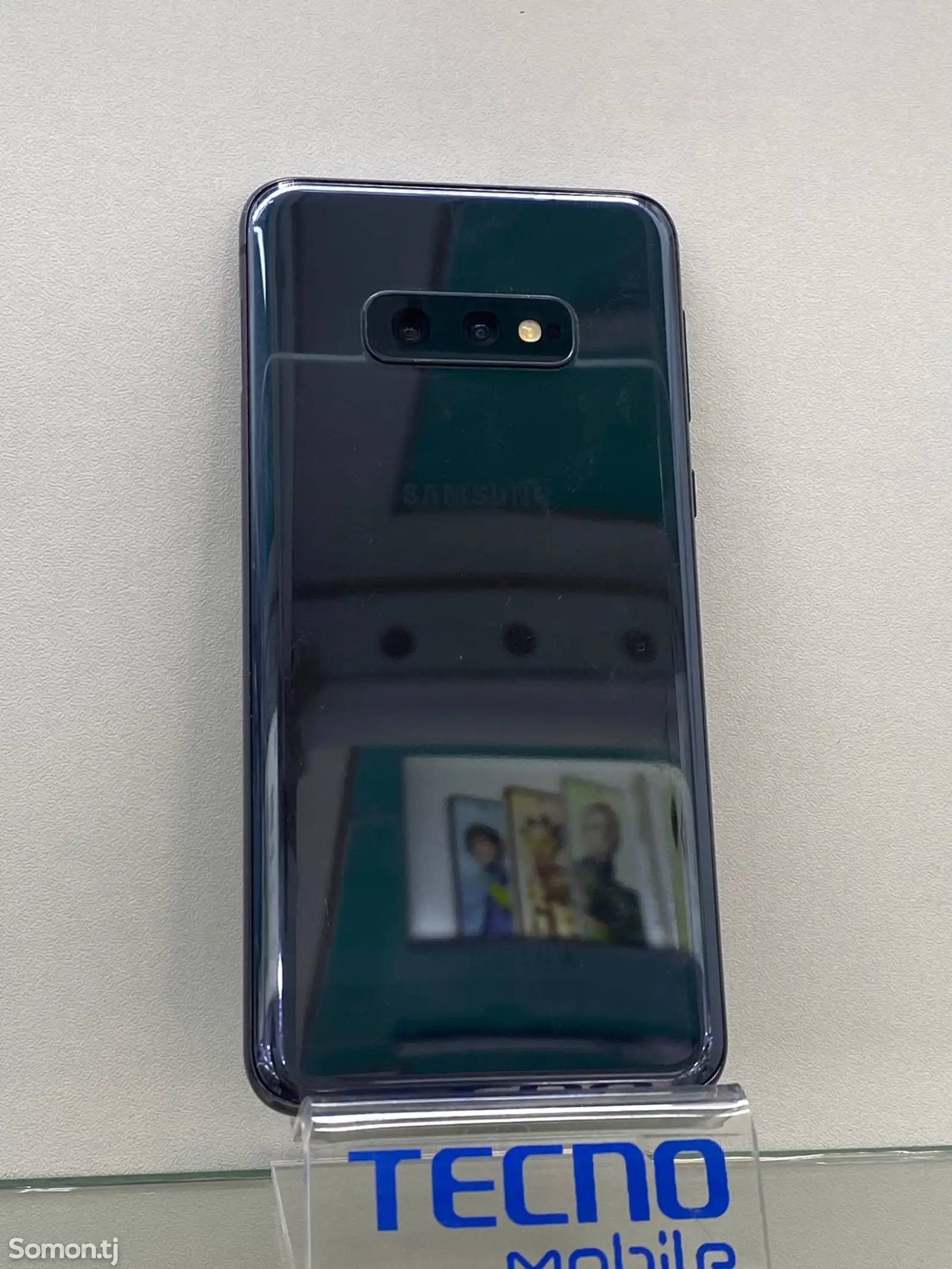 Samsung Galaxy S10E-1