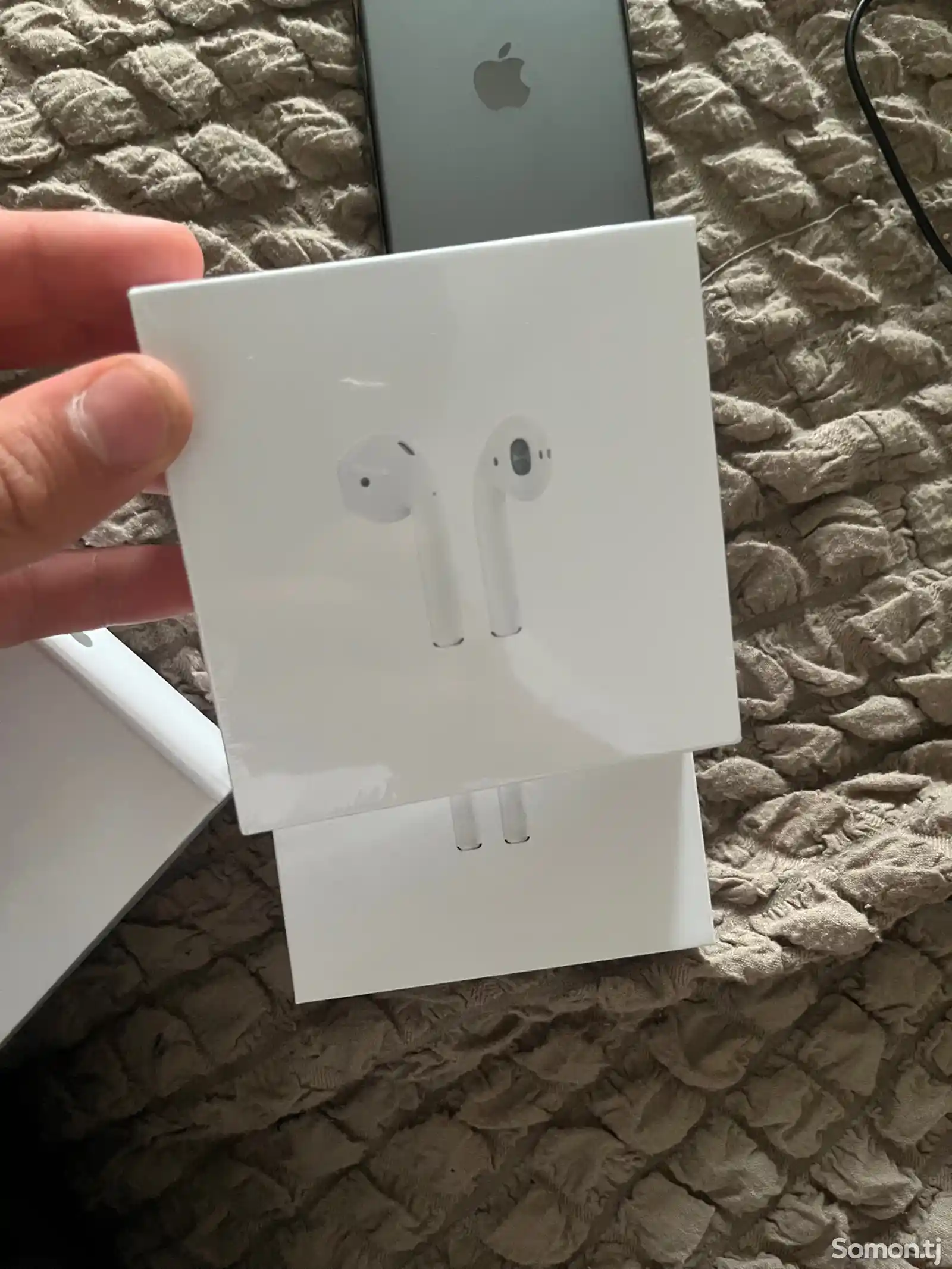 Беспроводные наушники AirPods-4