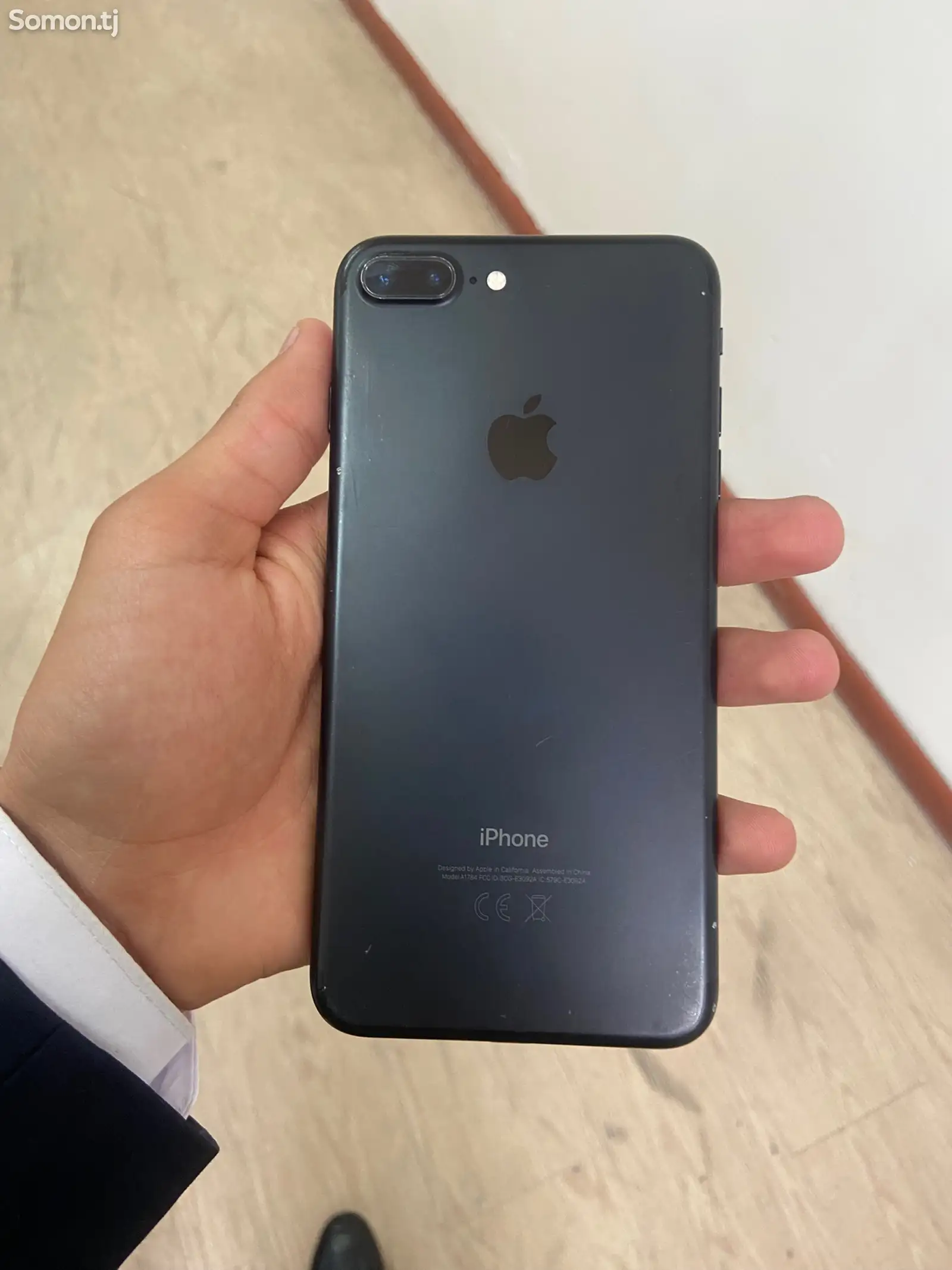 Apple iPhone 7 plus, 32 gb-1