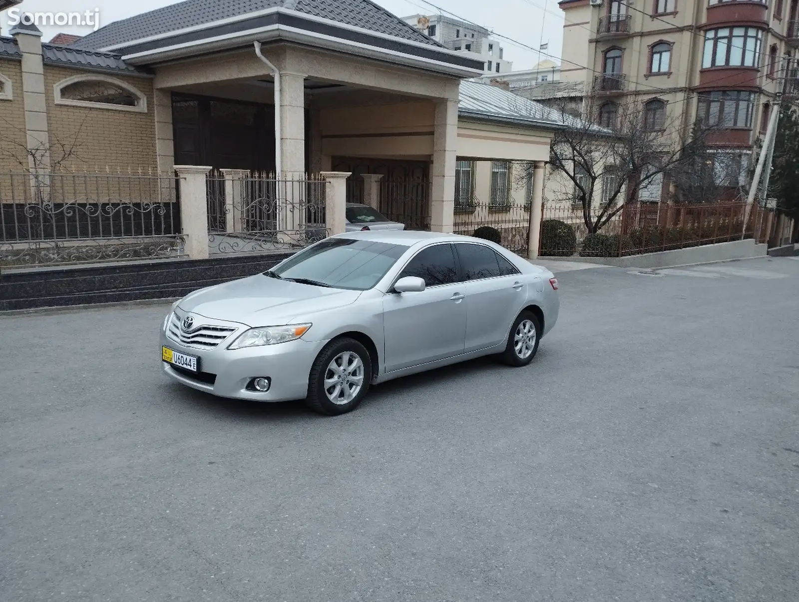 Toyota Camry, 2011-1