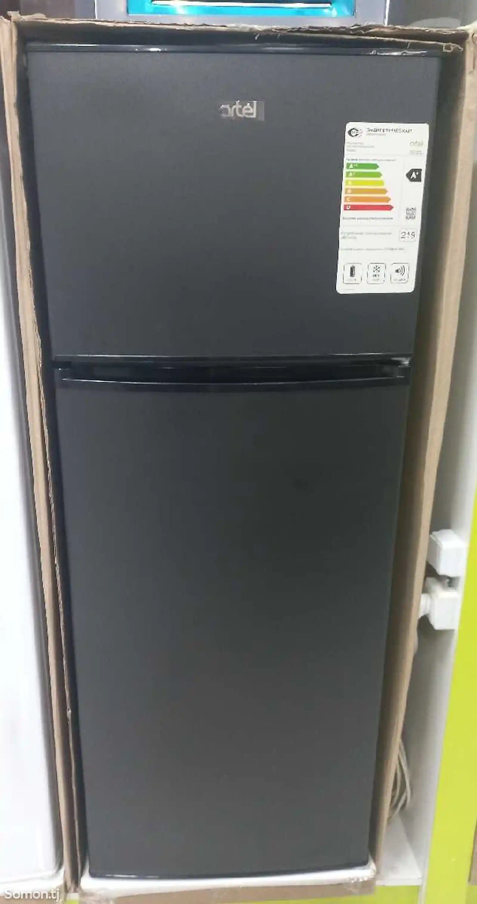 Холодильник Artel HD 276-3
