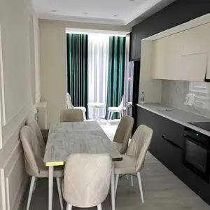 2-комн. квартира, 10 этаж, 90м², И.Сомони