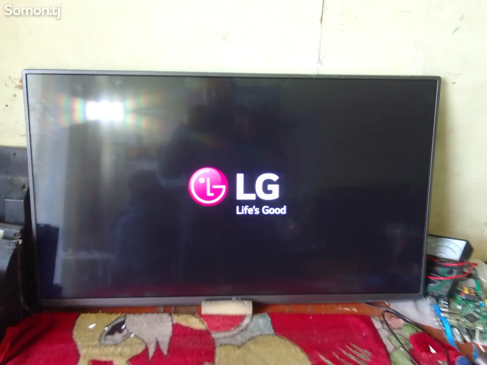 Телевизор LG 43-1