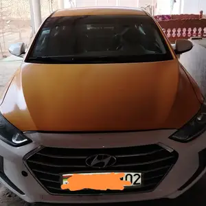 Hyundai Elantra, 2017