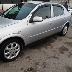 Opel Astra J, 2000