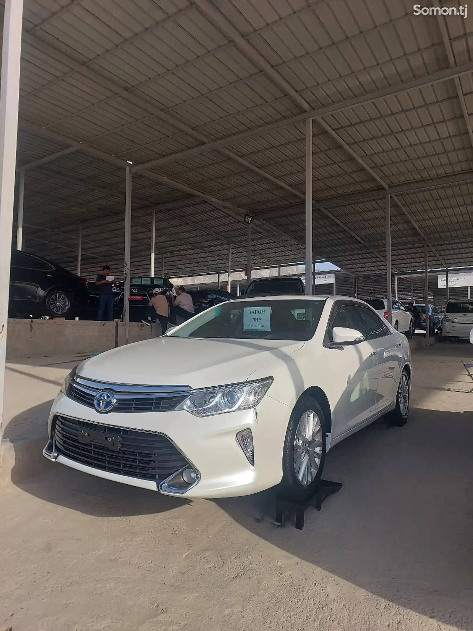 Toyota Camry, 2015-1