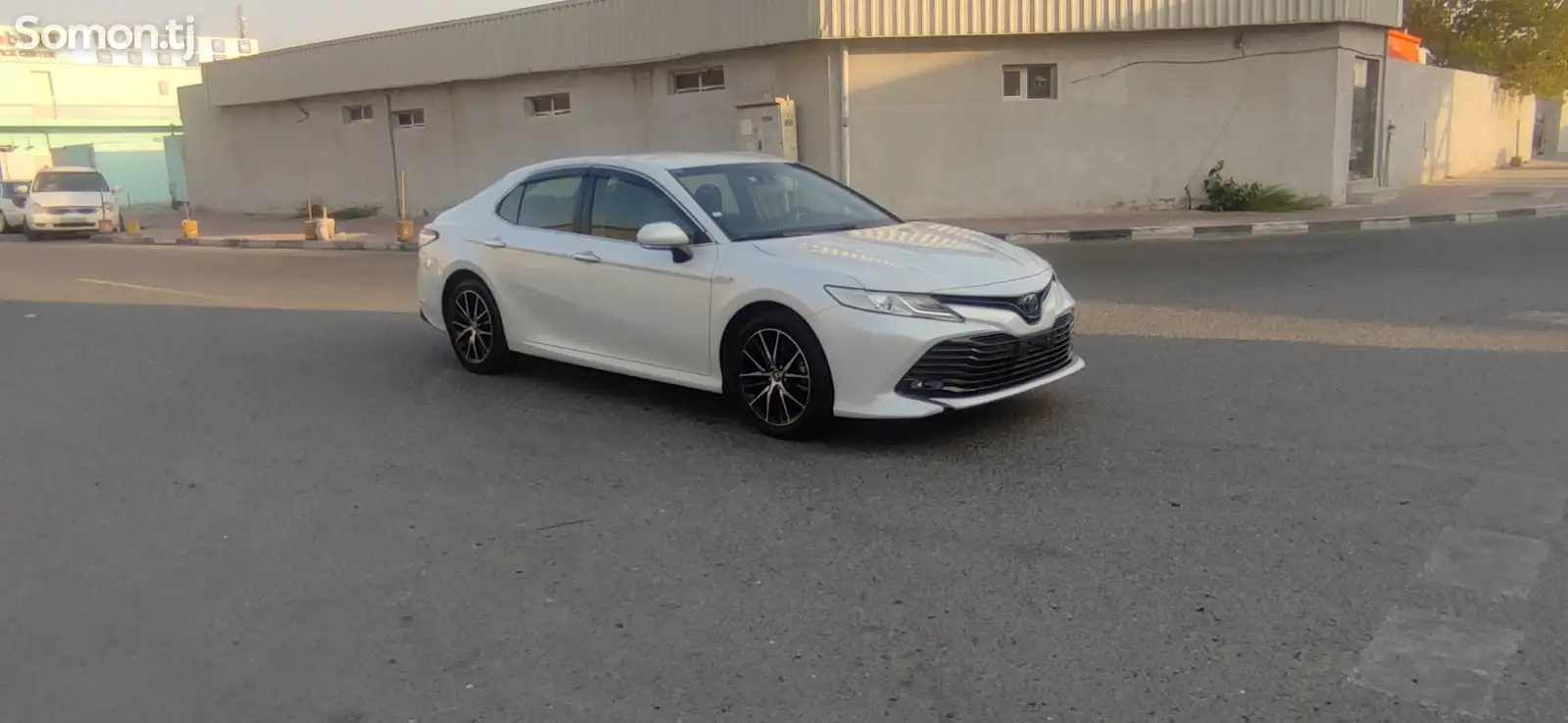 Toyota Camry, 2019-5