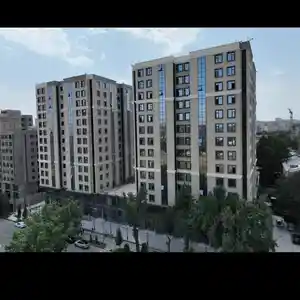 3-комн. квартира, 12 этаж, 114 м², Зелёный базар