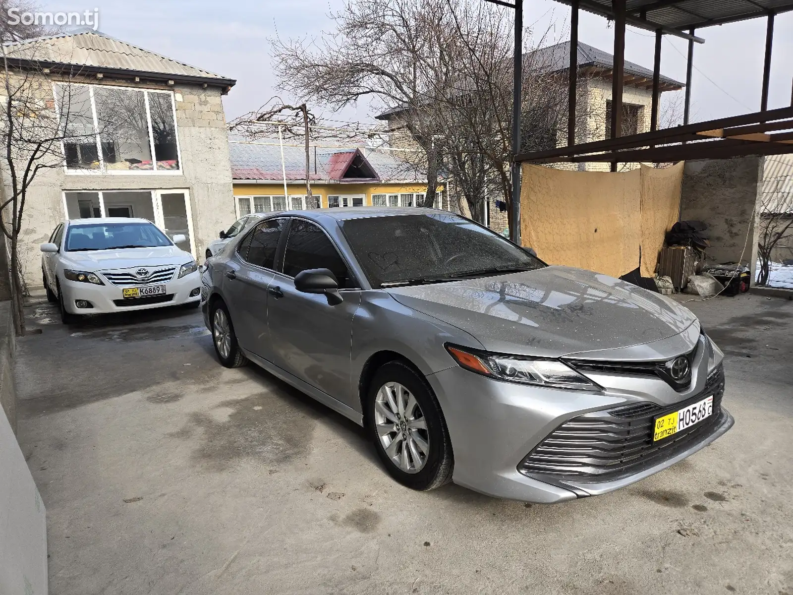 Toyota Camry, 2018-1