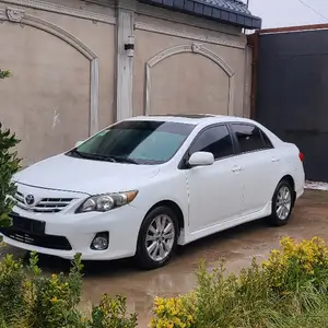 Toyota Corolla, 2011