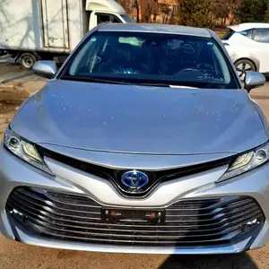 Toyota Camry, 2017