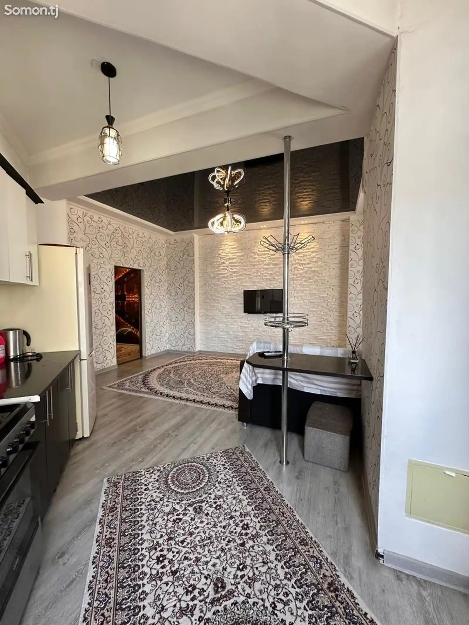 2-комн. квартира, 15 этаж, 60 м², Дом печати-2