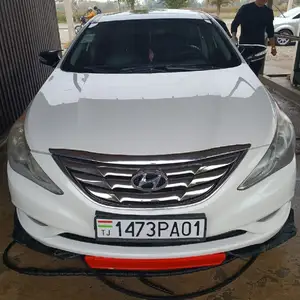 Hyundai Sonata, 2013