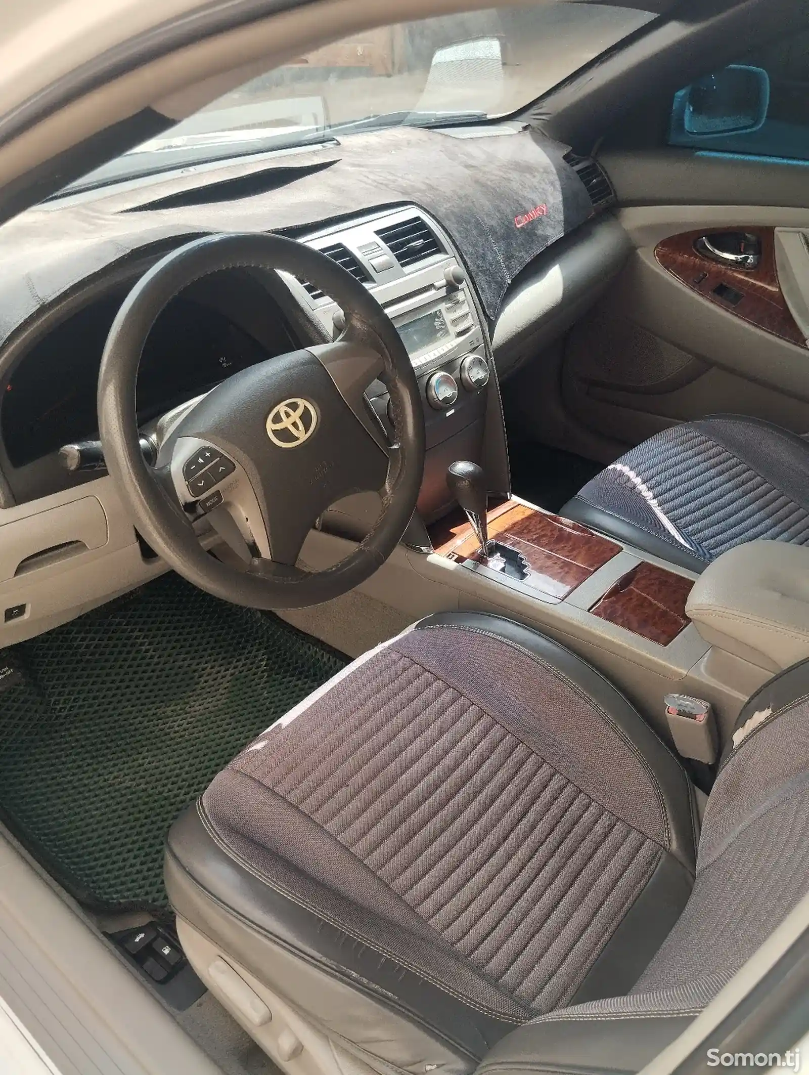 Toyota Camry, 2011-5