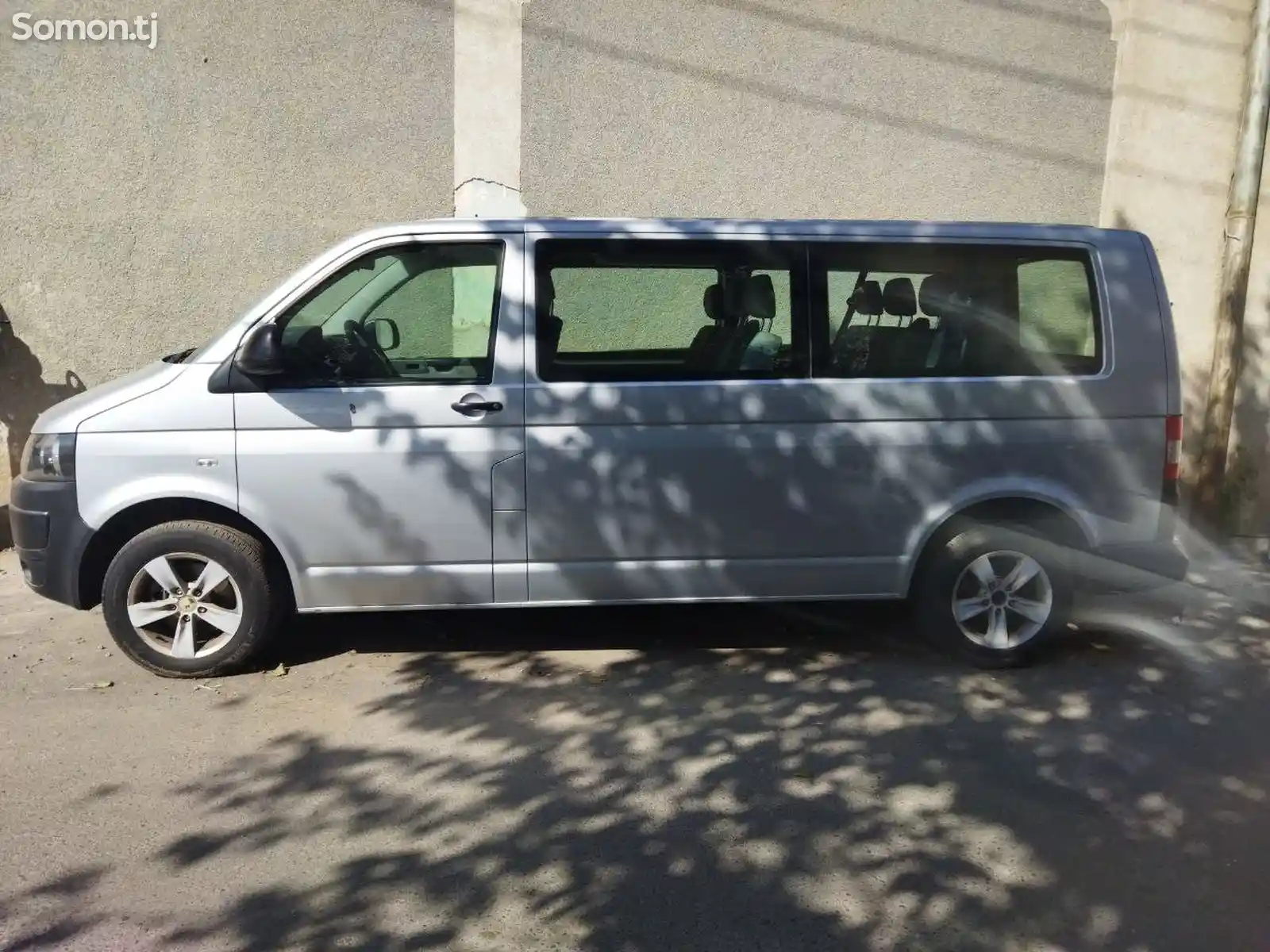 Микроавтобус Volkswagen Transporter T5R, 2014-1