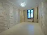 2-комн. квартира, 11 этаж, 82 м², Профсоюз-10