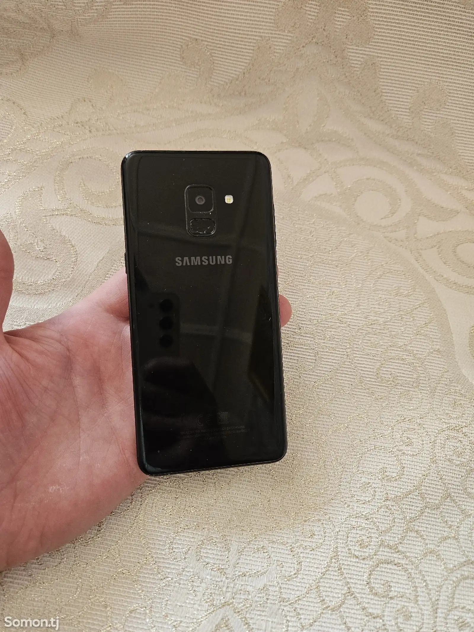 Samsung Galaxy А8