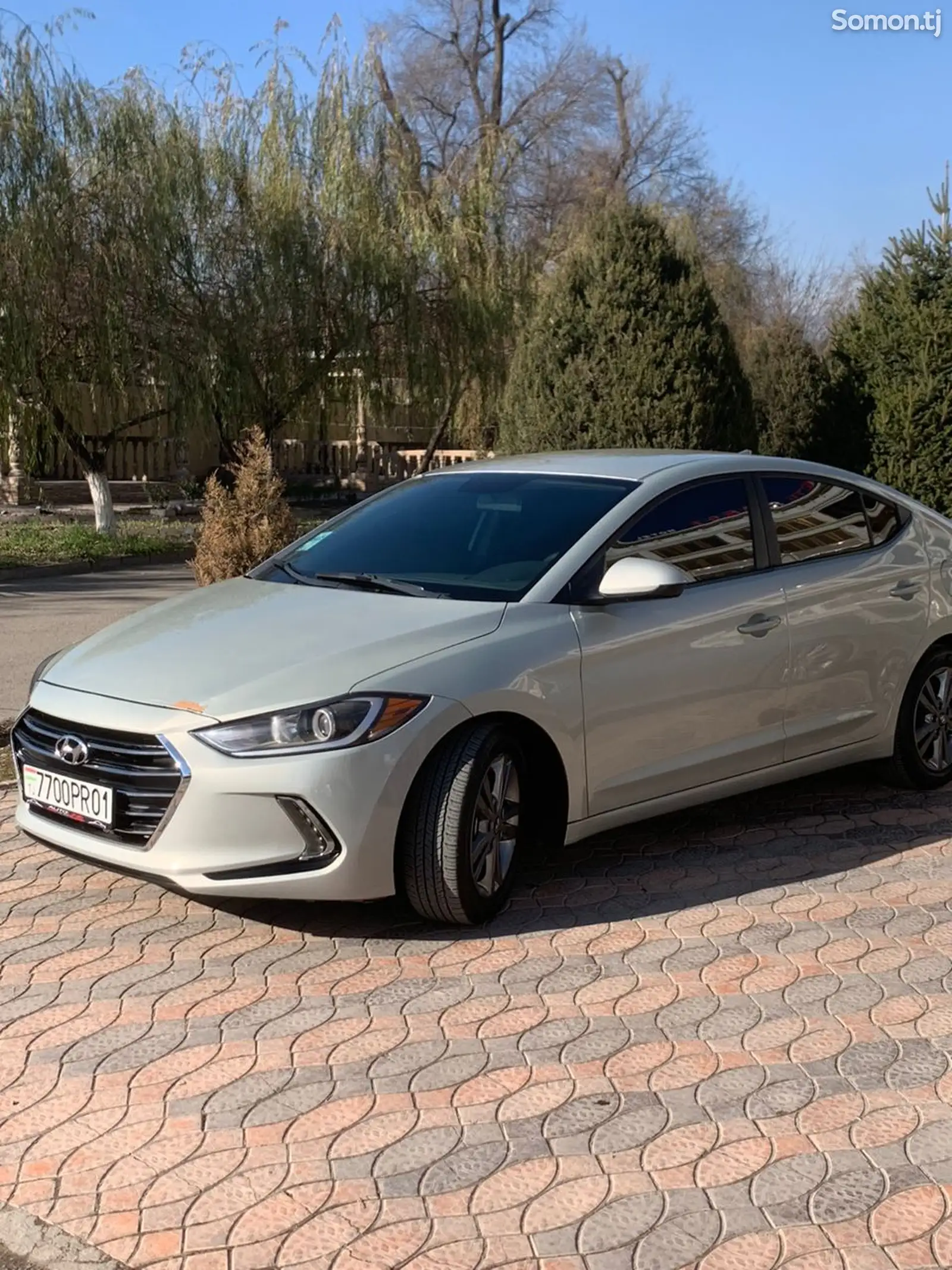 Hyundai Elantra, 2017-1