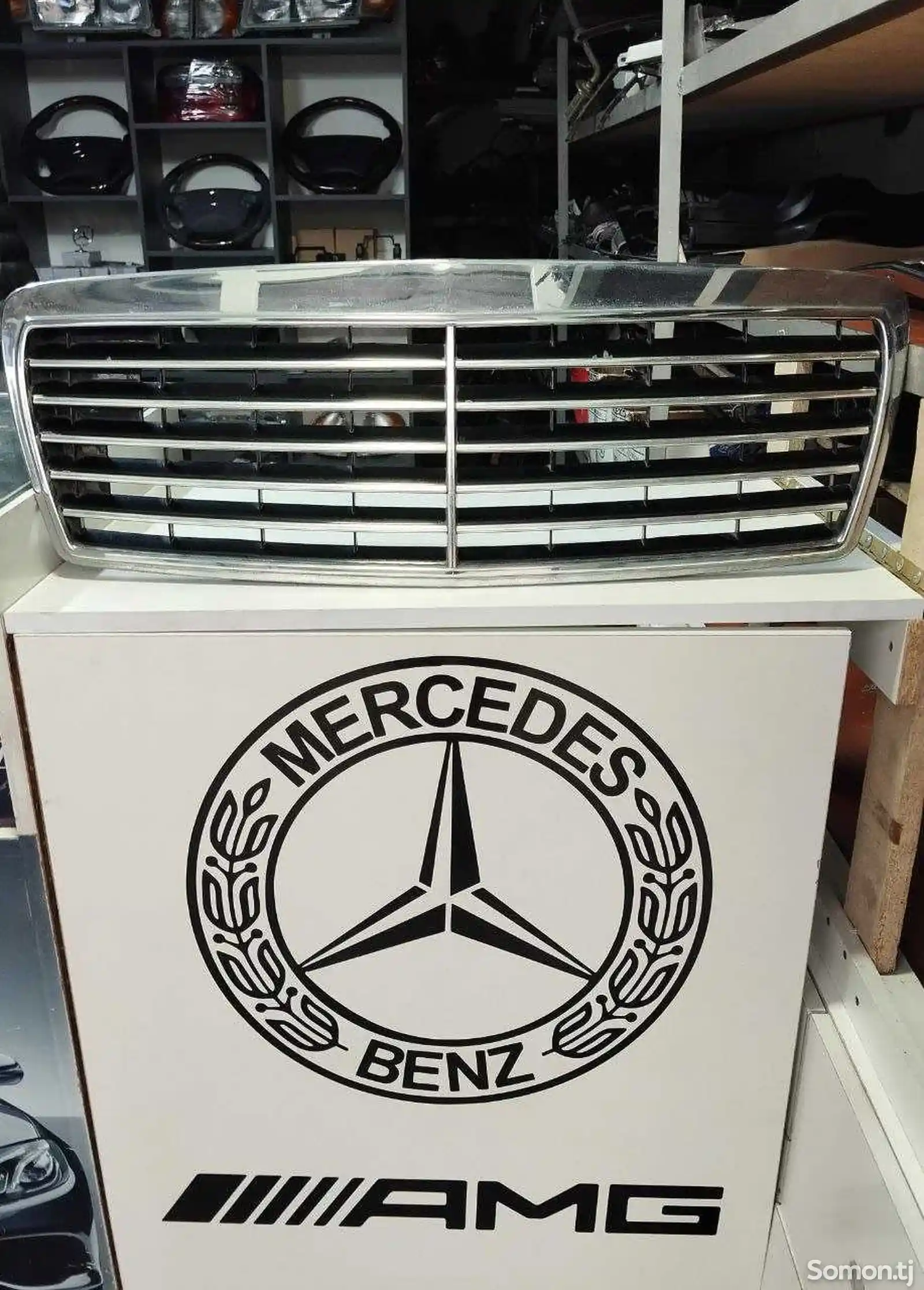 Облицовка от Mercedes-Benz