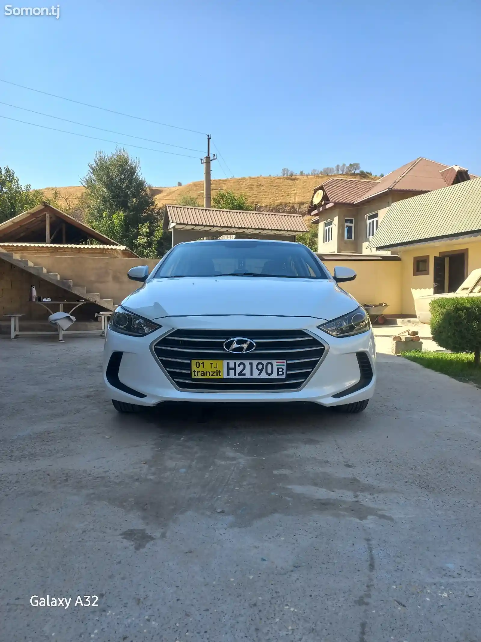 Hyundai Elantra, 2017-1