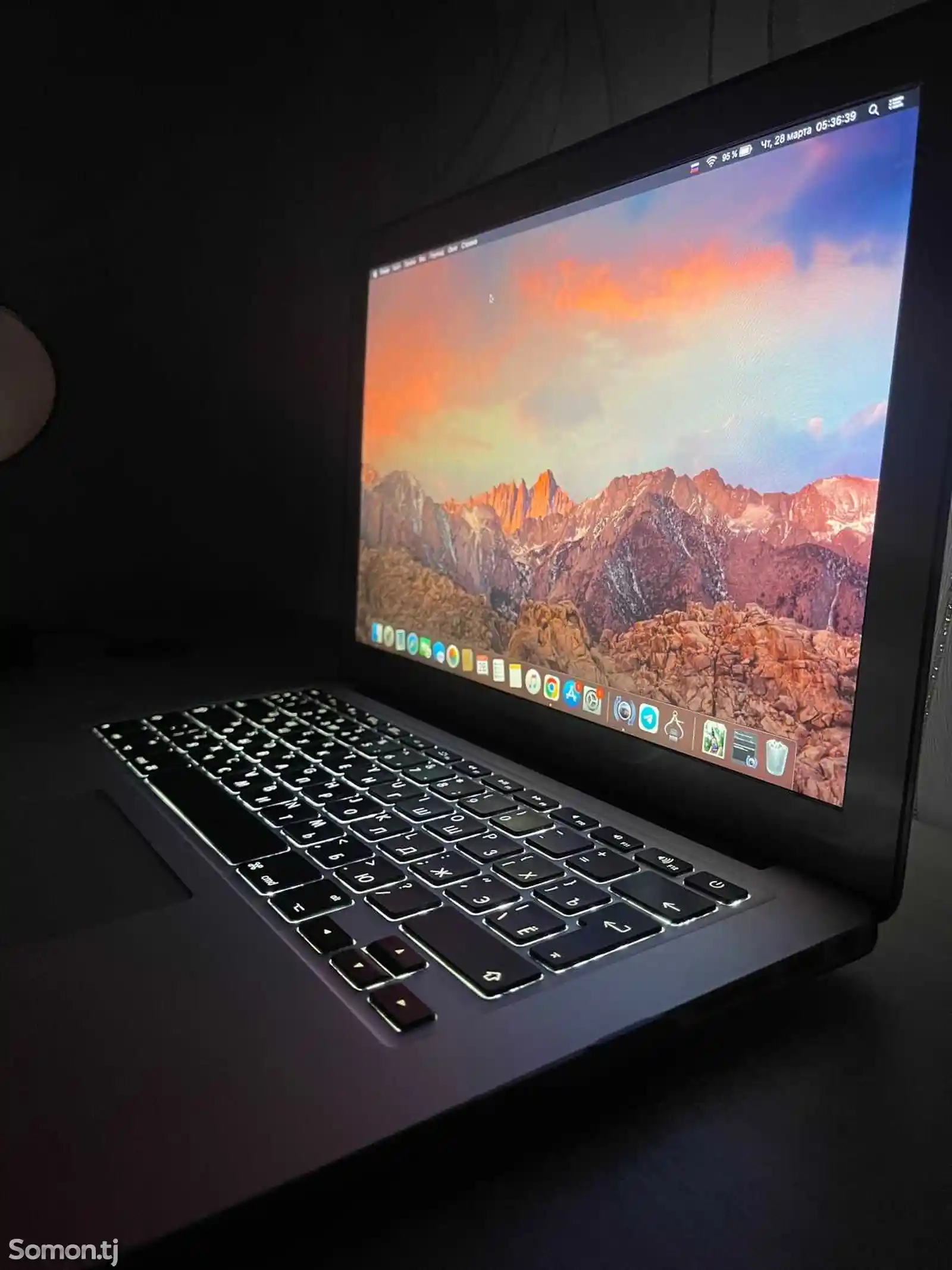 Ноутбук Apple Macbook Air-14